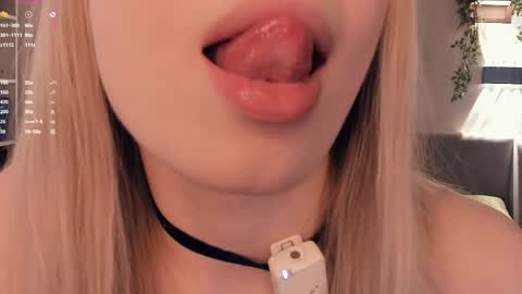 Stella  online show from 18, 4, 2026