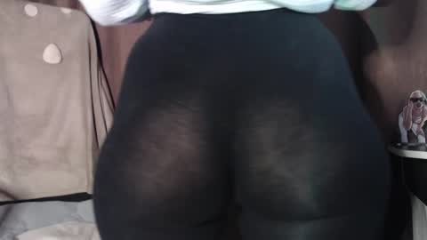 shinoa hiirag online show from 10, 3, 2025