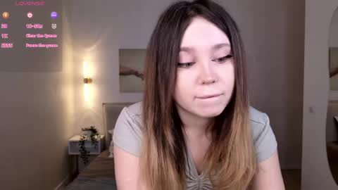 Snapshot of shiny_bell chatting on 21, 4, 2026 Bell 3 Next broadcast online show from 21, 4, 2026