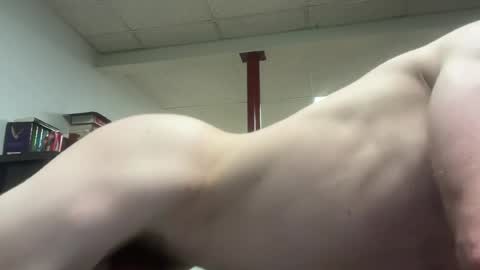 shirtlesshunk15 online show from 9, 7, 2026