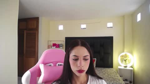  kendal  online show from 5, 11, 2025