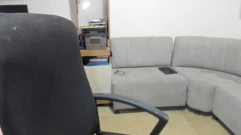 Shofia Beltran online show from 27, 1, 2025