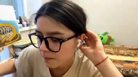 Marie online show from 8, 7, 2026