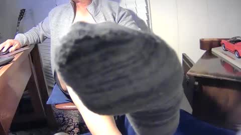 nikolas send dm for an appointment online show from 22, 2, 2025