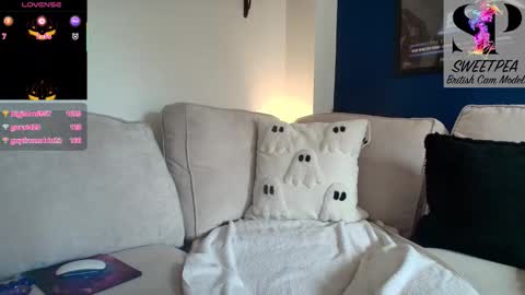 short sweetpea online show from 28, 10, 2025