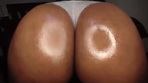 Snapshot of shortandsweete chatting on 3, 2, 2025 shawry online show from 3, 2, 2025