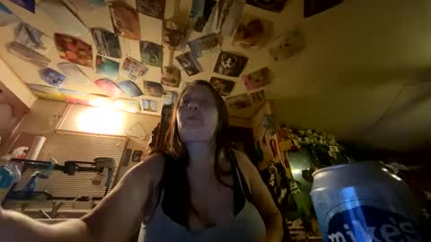 shorty920505 online show from 3, 10, 2025