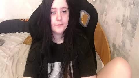 Snapshot of show_for_you chatting on 10, 4, 2026 show_for_you online show from 10, 4, 2026
