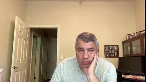 Chicago Guy online show from 16, 9, 2025