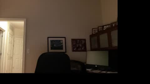 Snapshot of showmet chatting on 9, 4, 2026 Chicago Guy online show from 9, 4, 2026