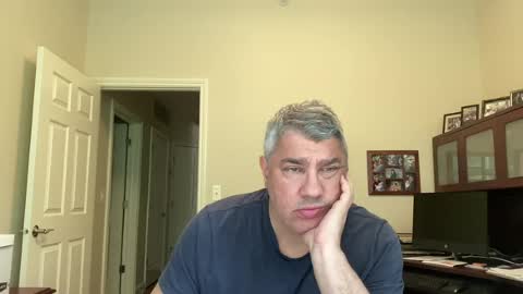 Snapshot of showmet chatting on 19, 7, 2026 Chicago Guy online show from 19, 7, 2026