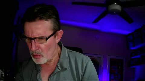 Snapshot of shrewtamer chatting on 27, 1, 2025 shrewtamer online show from 27, 1, 2025