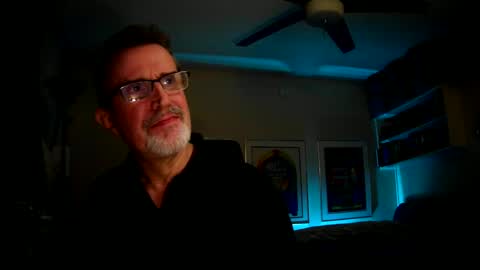 Snapshot of shrewtamer chatting on 8, 3, 2025 shrewtamer online show from 8, 3, 2025