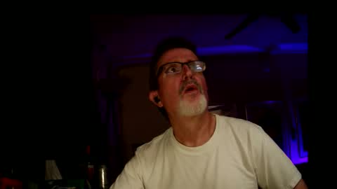 Snapshot of shrewtamer chatting on 21, 10, 2025 shrewtamer online show from 21, 10, 2025