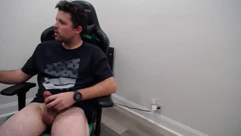 Snapshot of shroomhead5 chatting on 5, 1, 2025 shroom online show from 5, 1, 2025