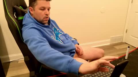 Snapshot of shroomhead5 chatting on 10, 3, 2025 shroom online show from 10, 3, 2025