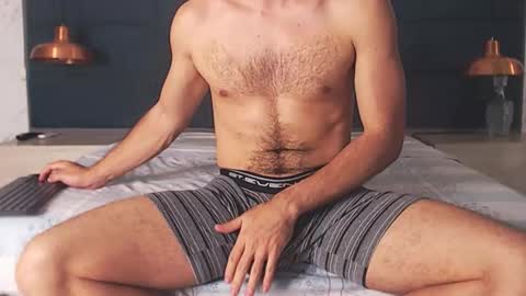 Snapshot of shule71 chatting on 26, 11, 2025 shule71 online show from 26, 11, 2025