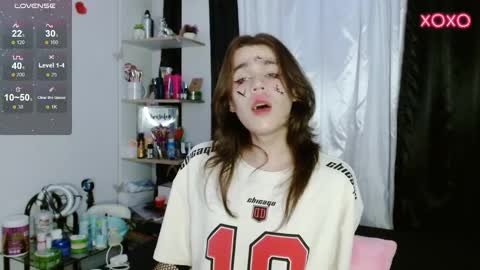 Shun White online show from 8, 12, 2024