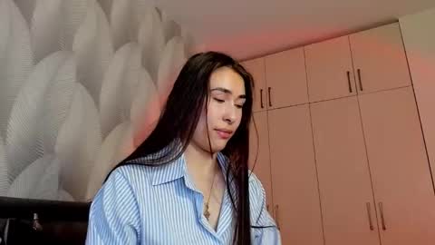 Snapshot of shy_bambiii chatting on 18, 2, 2026 Mika online show from 18, 2, 2026