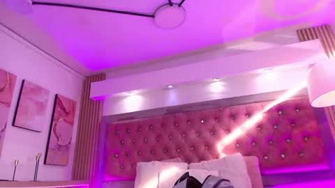 cherry online show from 18, 4, 2026