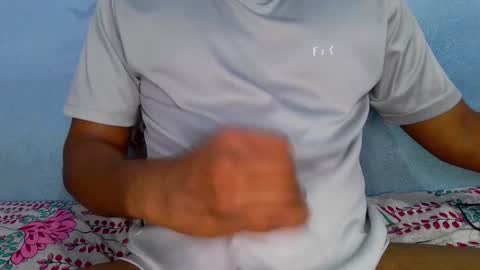 Snapshot of shy_eyes_ chatting on 18, 12, 2024 shyeyes online show from 18, 12, 2024