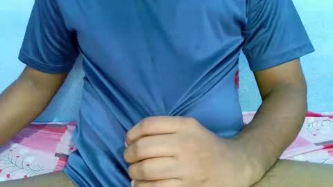 Snapshot of shy_eyes_ chatting on 2, 3, 2025 shyeyes online show from 2, 3, 2025