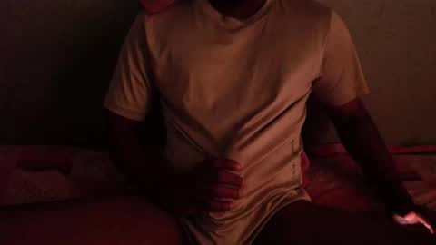 Snapshot of shy_eyes_ chatting on 5, 10, 2025 shyeyes online show from 5, 10, 2025