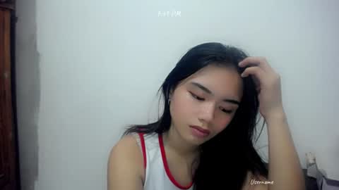 shy_innocent_girl online show from 15, 7, 2026