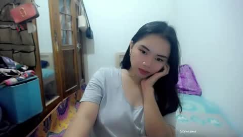 shy_innocent_girl online show from 29, 7, 2026