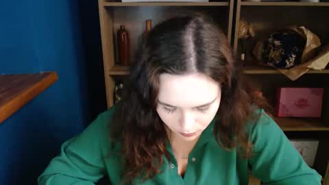 shy_lil online show from 14, 10, 2025