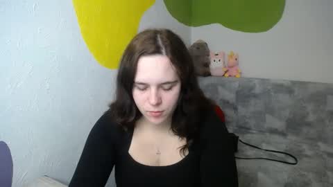 shy_lil online show from 10, 11, 2025