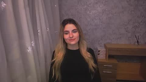 shy_sabrina_ online show from 16, 12, 2024