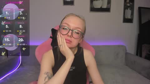 Snapshot of shy_suchka chatting on 14, 2, 2025 Melissa online show from 14, 2, 2025