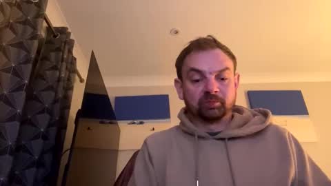 Snapshot of shyb35 chatting on 6, 1, 2025 shyb35 online show from 6, 1, 2025