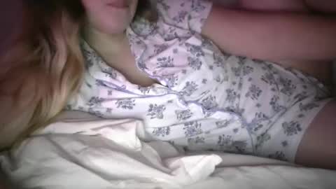 Elyse online show from 21, 11, 2025