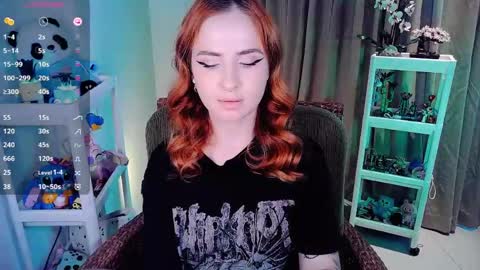 Snapshot of shyfoxxxy chatting on 23, 4, 2026 Effie online show from 23, 4, 2026