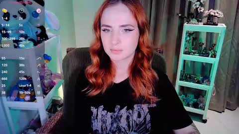 Snapshot of shyfoxxxy chatting on 25, 4, 2026 Effie online show from 25, 4, 2026