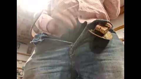 Snapshot of shyguycurious5 chatting on 7, 11, 2025 shyguycurious5 online show from 7, 11, 2025