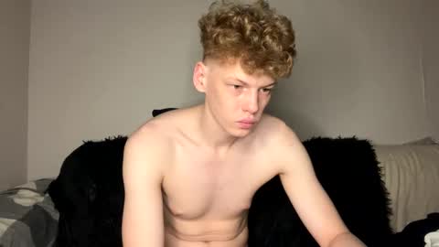 Snapshot of shyredstar chatting on 24, 12, 2024 Tom and Betty online show from 24, 12, 2024