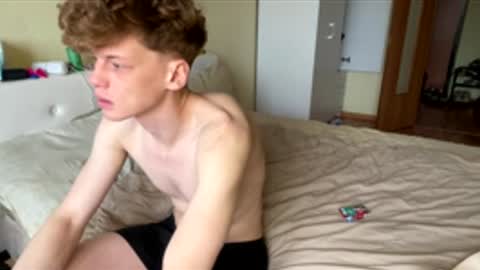 Snapshot of shyredstar chatting on 30, 11, 2025 Tom and Betty online show from 30, 11, 2025