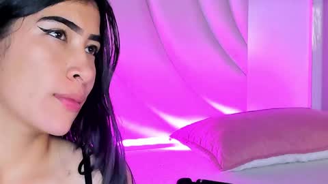 Siara and Zoe tattoo online show from 16, 5, 2026