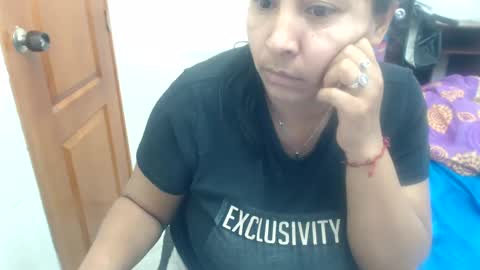 Snapshot of siblley chatting on 27, 2, 2025 sara online show from 27, 2, 2025