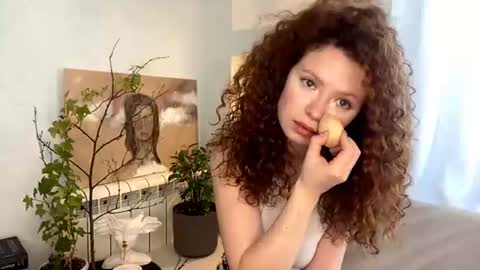 Kelly online show from 19, 6, 2026