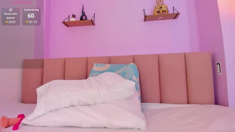 sienna_mg12 online show from 12, 11, 2025