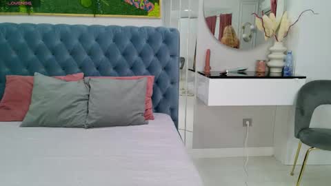 Sienna online show from 23, 9, 2025