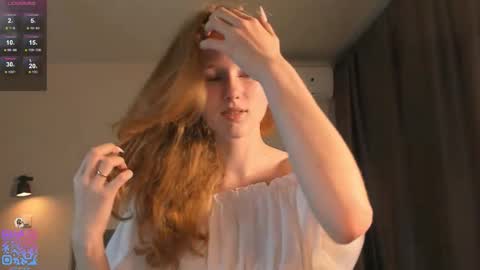 Snapshot of silkencrave chatting on 15, 10, 2025 Call me Mia online show from 15, 10, 2025