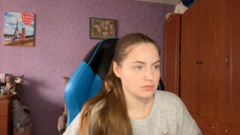 Snapshot of silksinner_ chatting on 30, 3, 2026 Erica online show from 30, 3, 2026