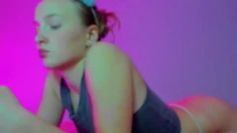 Mila online show from 10, 10, 2025