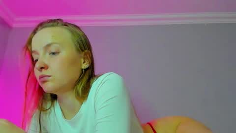 Mila online show from 26, 10, 2025