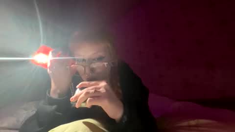 Mia online show from 9, 2, 2026